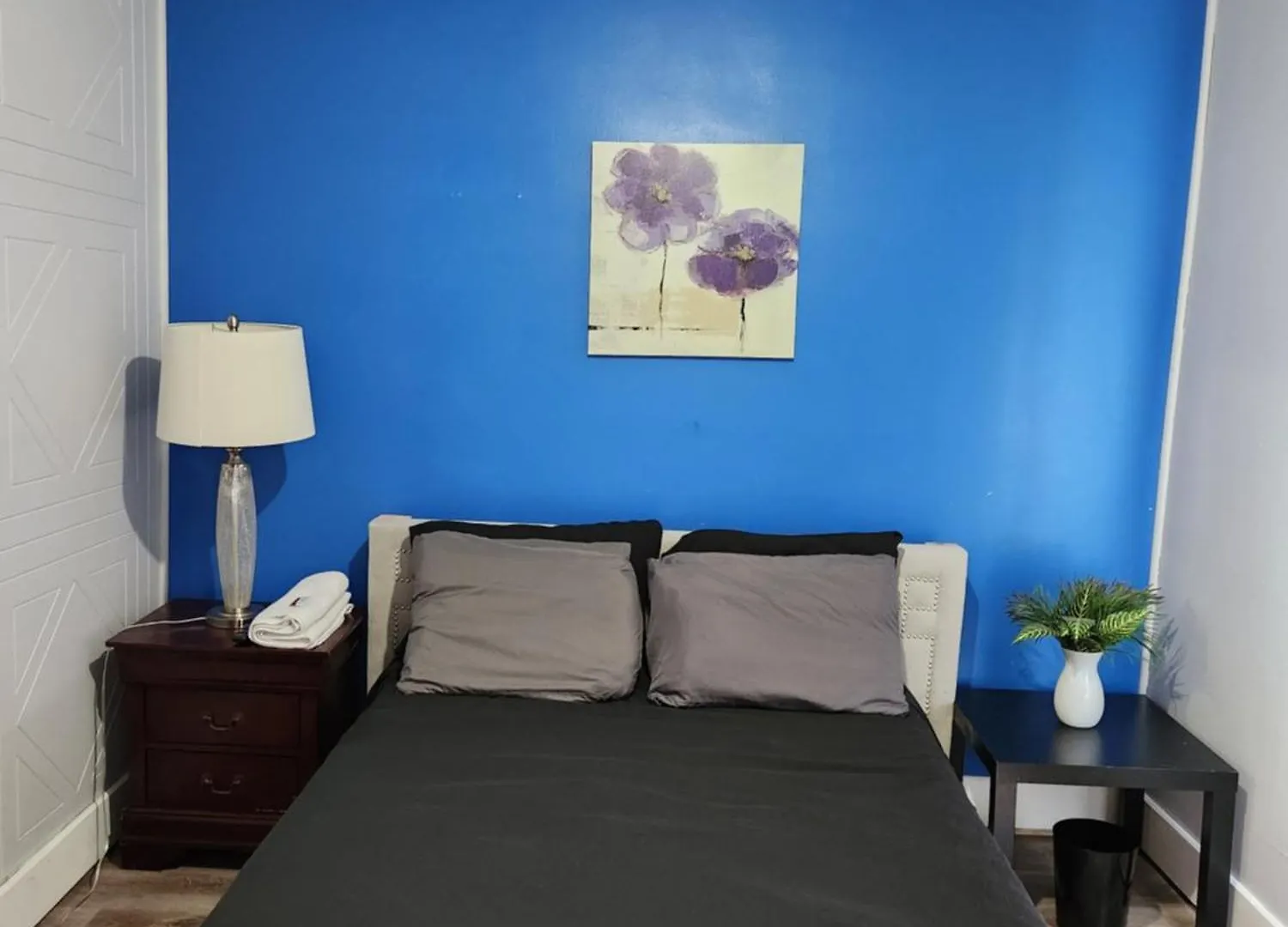 Chalmers Stay Winnipeg Homestay